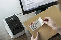 Простой в использовании принтер для печати наклеек