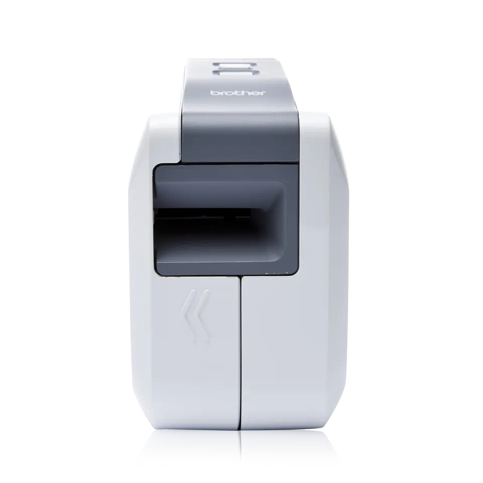 Принтер для печати наклеек PT-2430PC в офисе